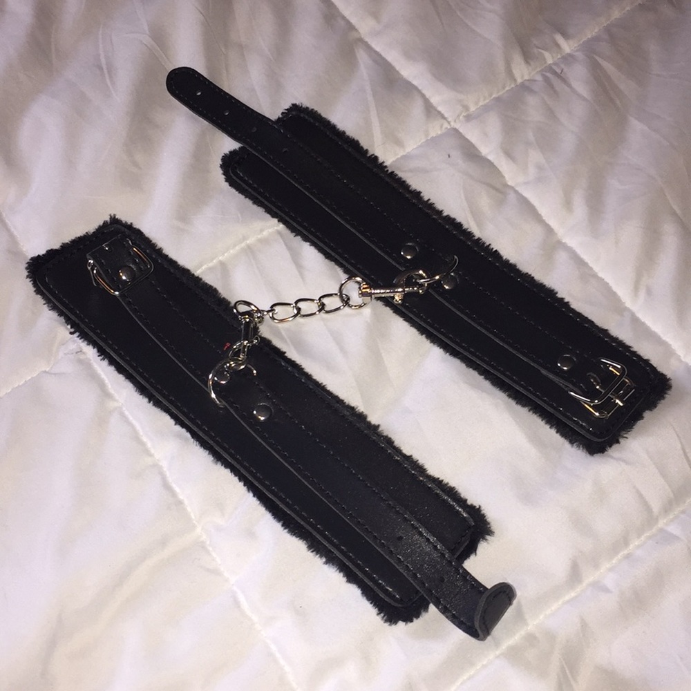 Furry handcuffs